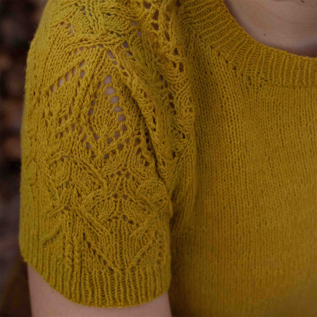JunoTemple mangata back shan knit Ravelry: Juno tee pattern by Sari Nordlund