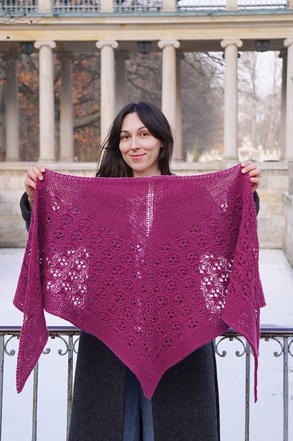 Lucania Shawl